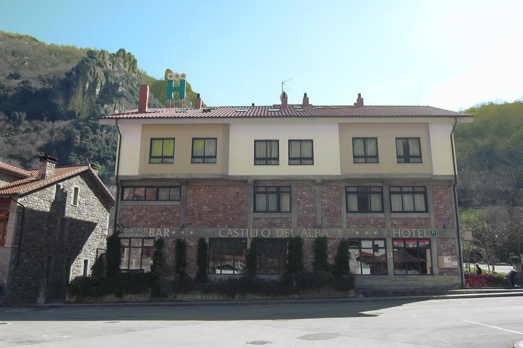 Hotel Castillo Del Alba Pola de Somiedo Luaran gambar